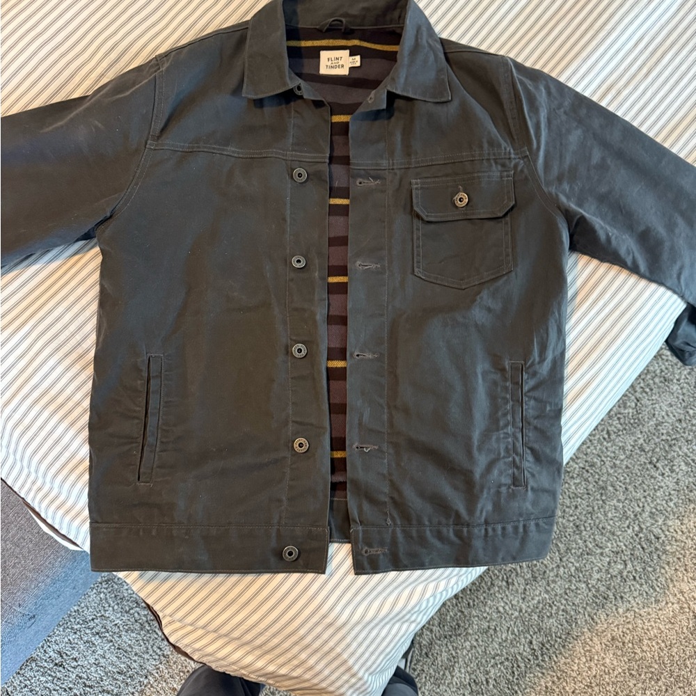Flint and Tinder Flannel lined Waxed Teucker Jacket - Size M - Dark Grey - Picture 2 of 2